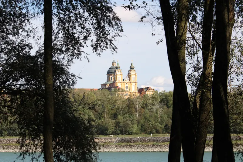 Baum, Donau, Gebäude, Wasser · Luberegg · 05.09.2026